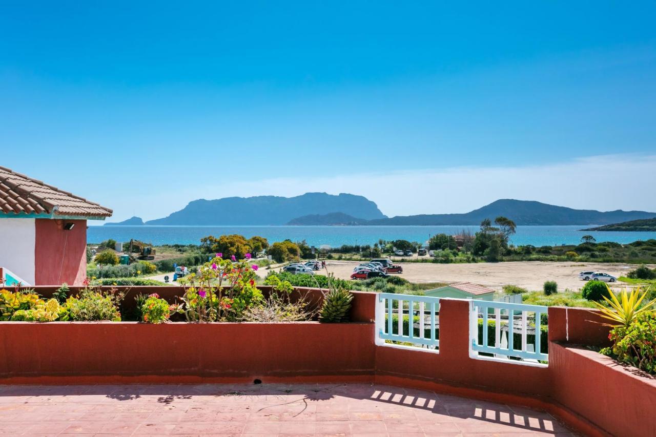 Hotel Stefania Boutique Hotel By The Beach Olbia Bagian luar foto