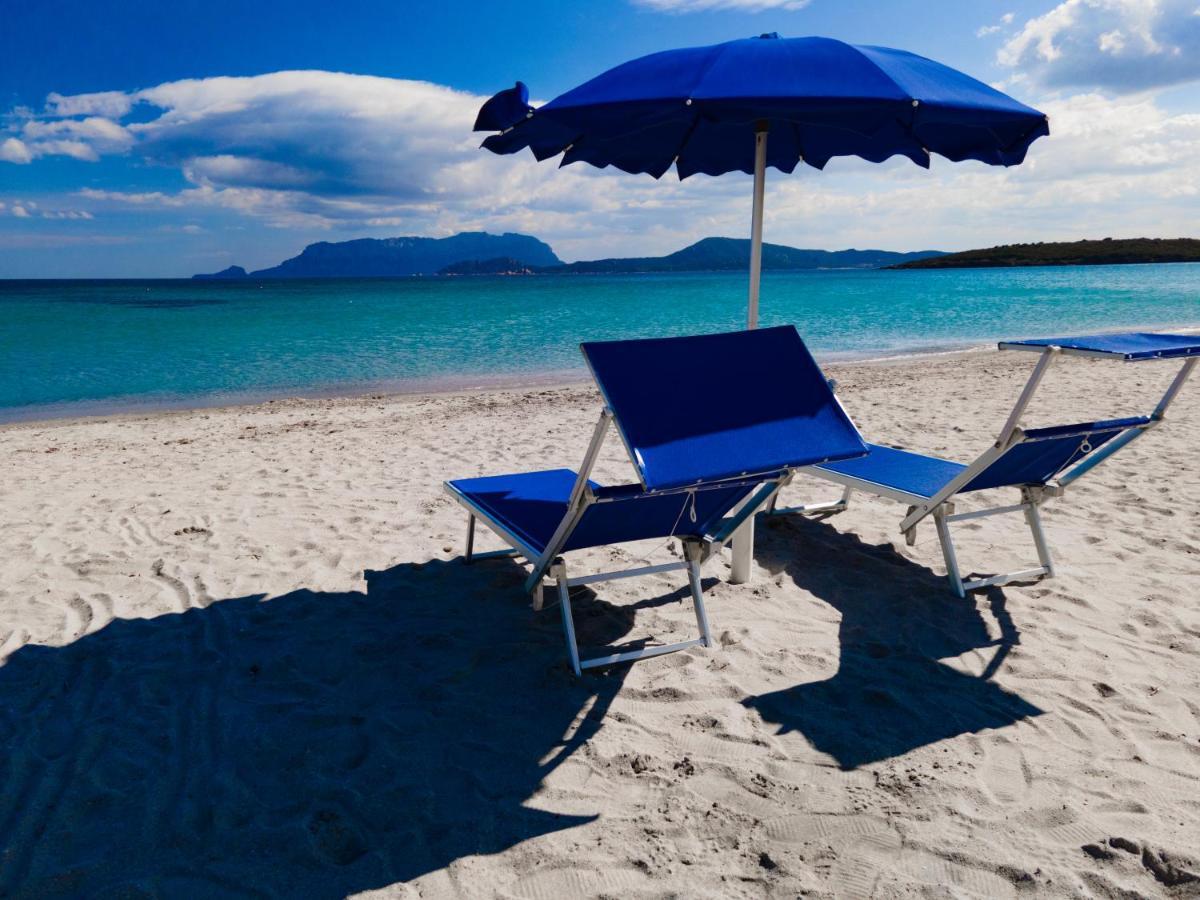 Hotel Stefania Boutique Hotel By The Beach Olbia Bagian luar foto