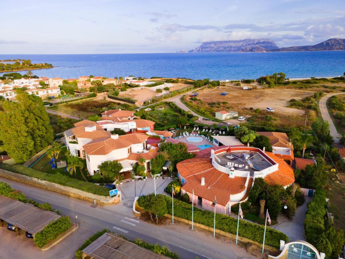 Hotel Stefania Boutique Hotel By The Beach Olbia Bagian luar foto