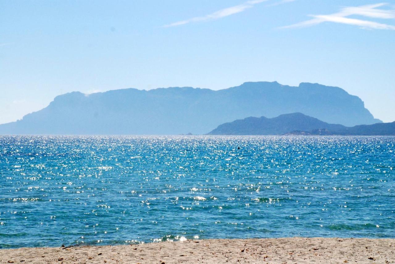 Hotel Stefania Boutique Hotel By The Beach Olbia Bagian luar foto