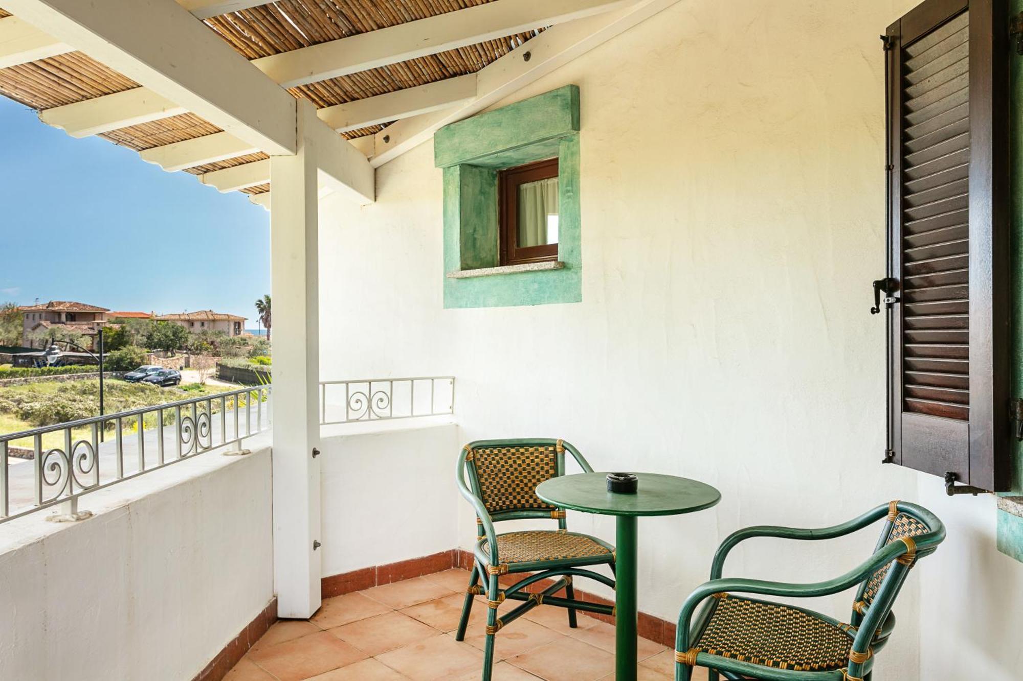 Hotel Stefania Boutique Hotel By The Beach Olbia Ruang foto