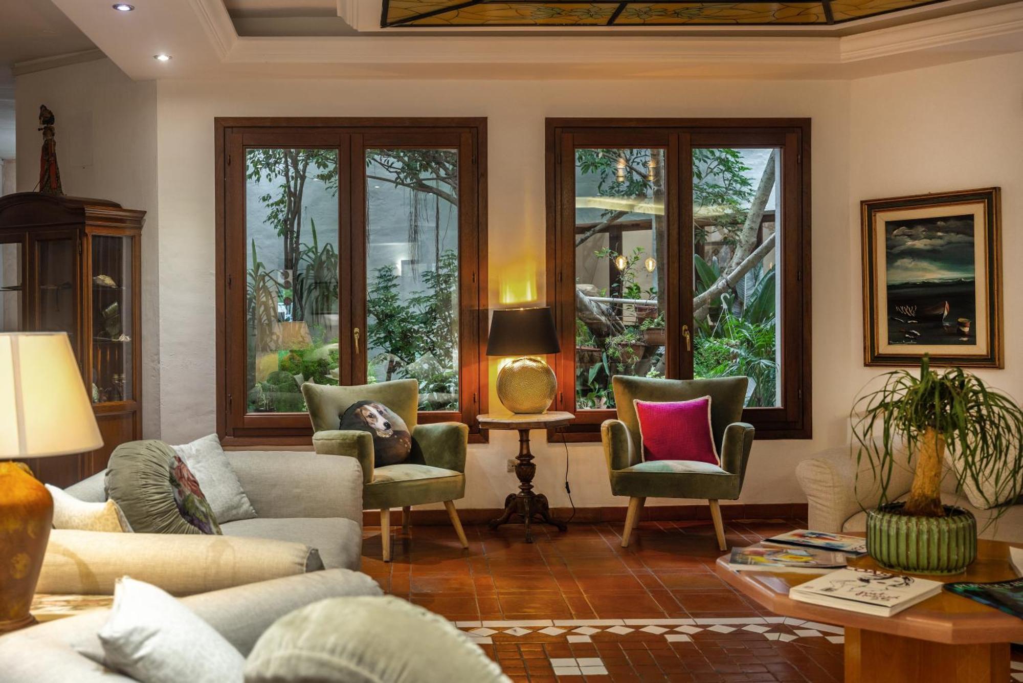 Hotel Stefania Boutique Hotel By The Beach Olbia Bagian luar foto